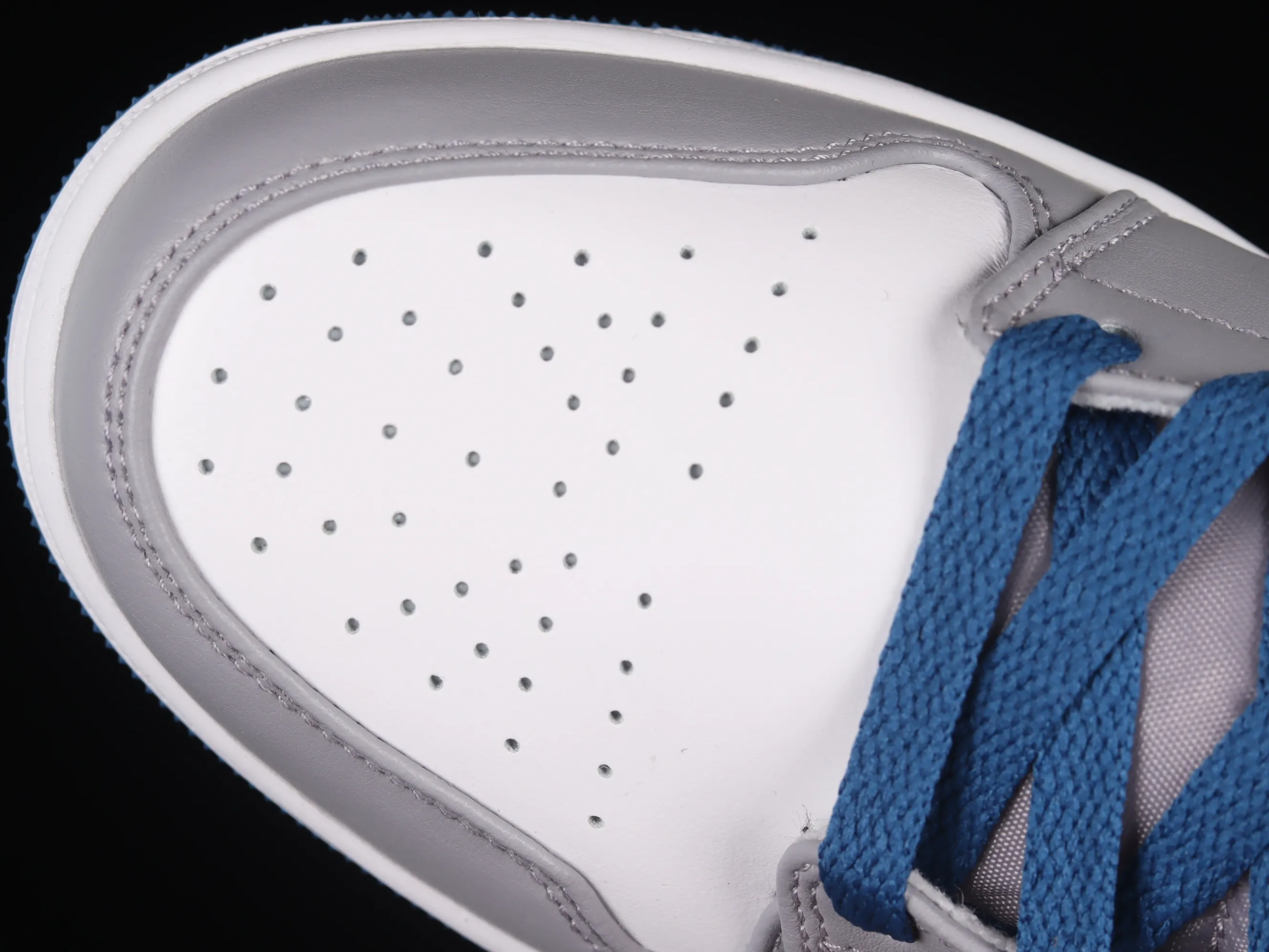 All categories Air Jordan Jordan series basketball shoes Air Jordan 1 Mid Air Jordan 1 Mid "True Blue" AJ1 Joe 1 true blue mid-top basketball shoes DQ8423-014